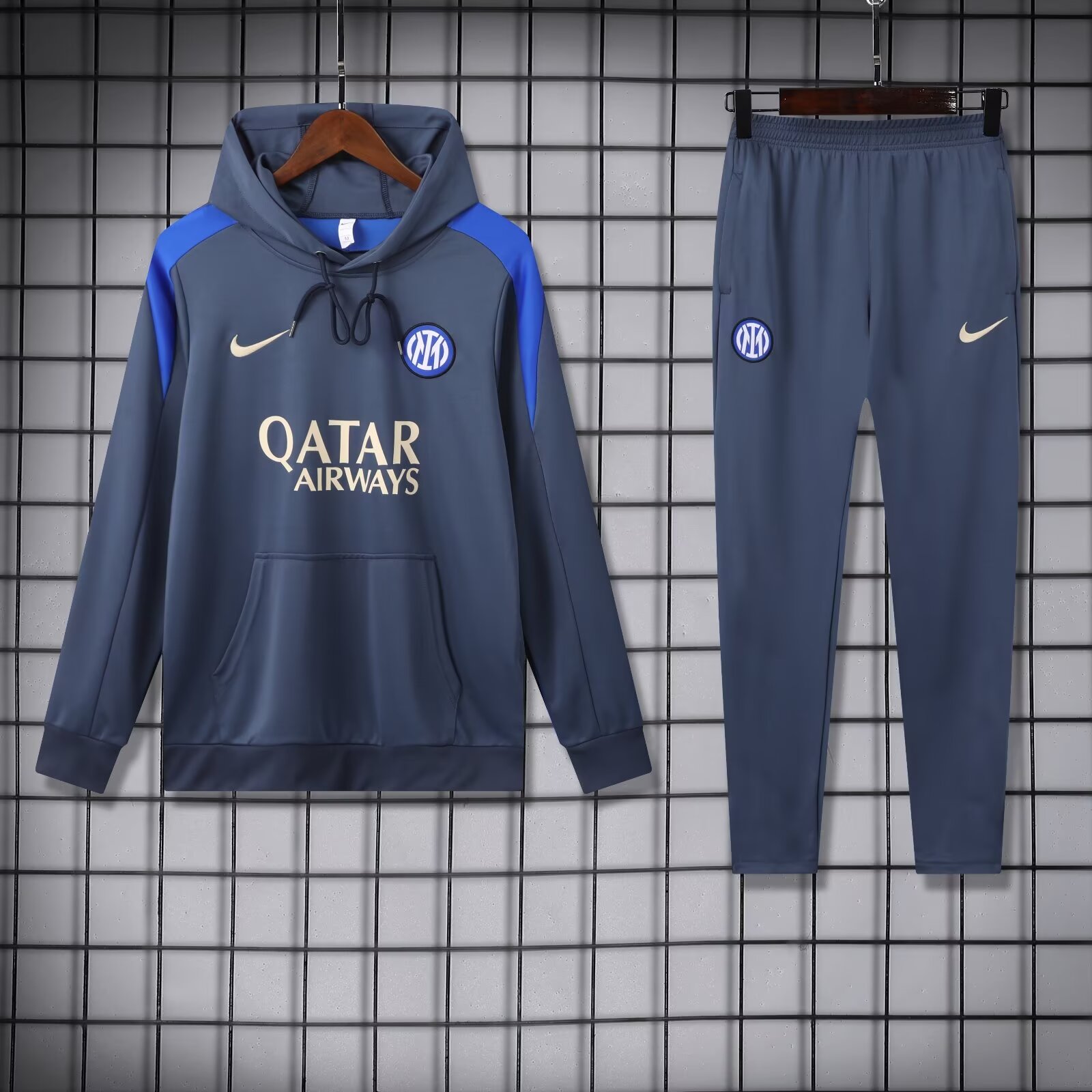 2024/2025 Inter Milan Hooded Long Sleeves Training Suit Football Shirt