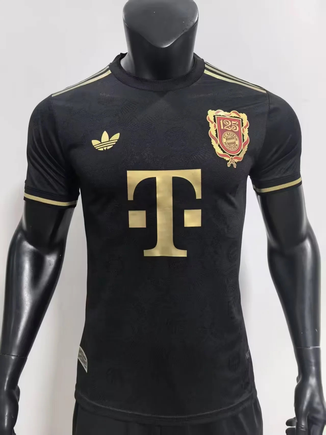 2025/2026 Player Version Bayern Munchen 125th Anniversary Football Shirt 1:1 Thai Quality