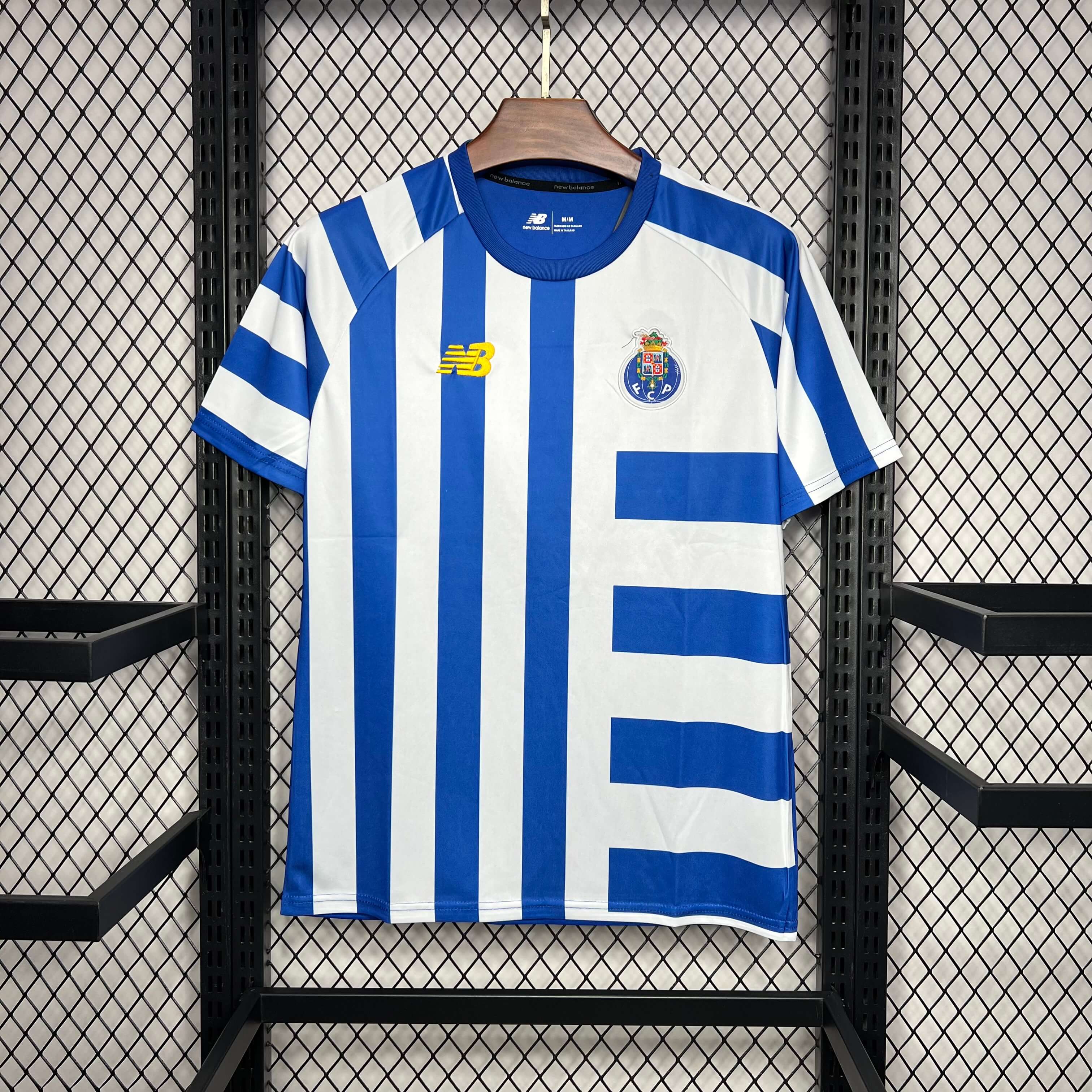 2024/2025 FC Porto Pre-Match Football Shirt 1:1 Thai Quality