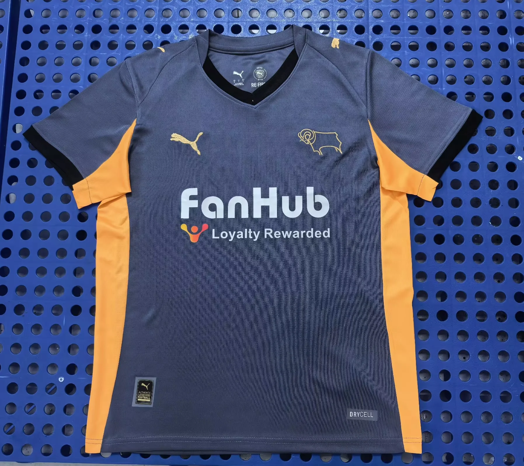 e28dfa07f9ff835c99a8cd4b6ad1bac8 2025/2026 Derby County Away Football Shirt 1:1 Thai Quality