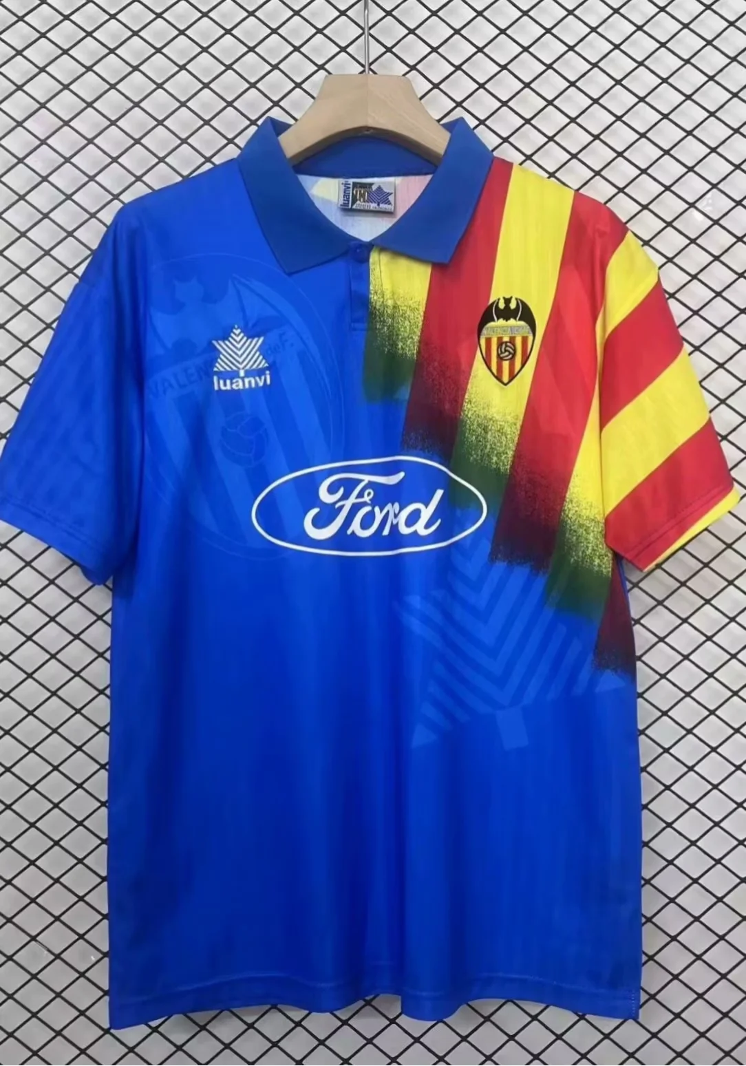 e2e1ede8b9e18502b0fa77c025a36388 1995/1996 Retro Valencia Away Football Shirt 1:1 Thai Quality