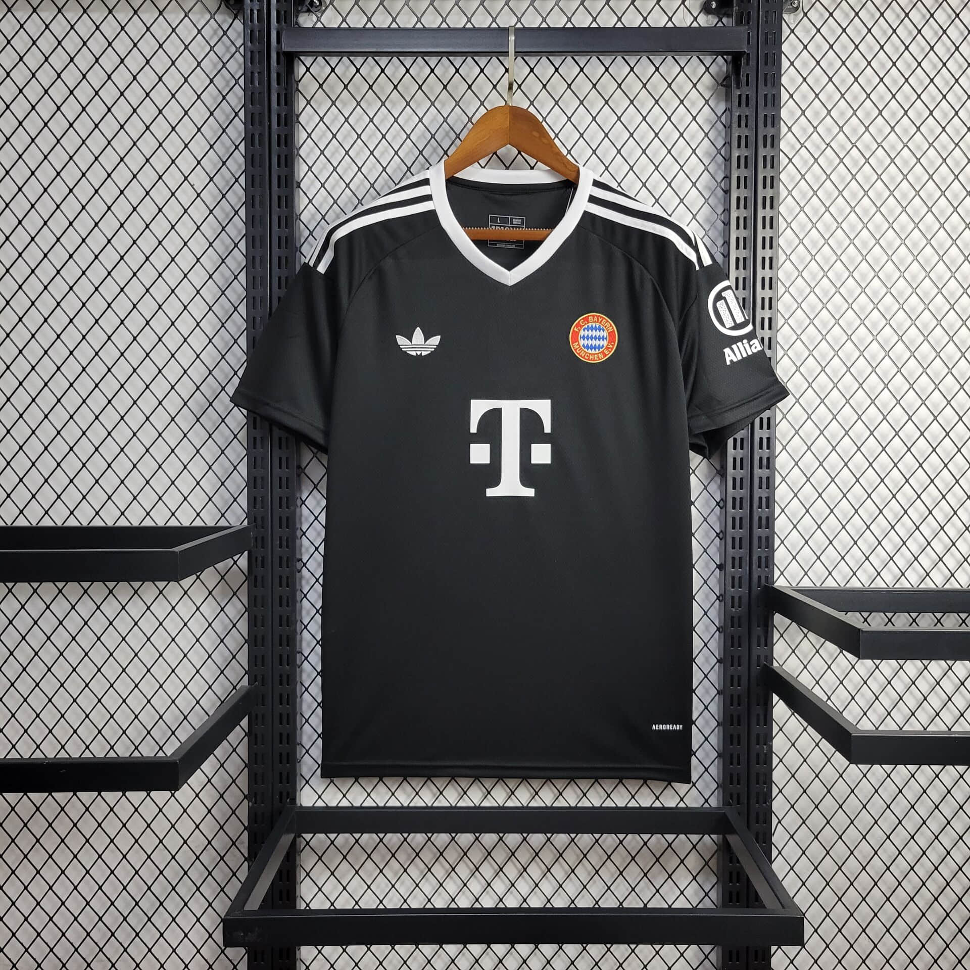 2024/2025 Bayern Munchen Black Football Shirt 1:1 Thai Quality