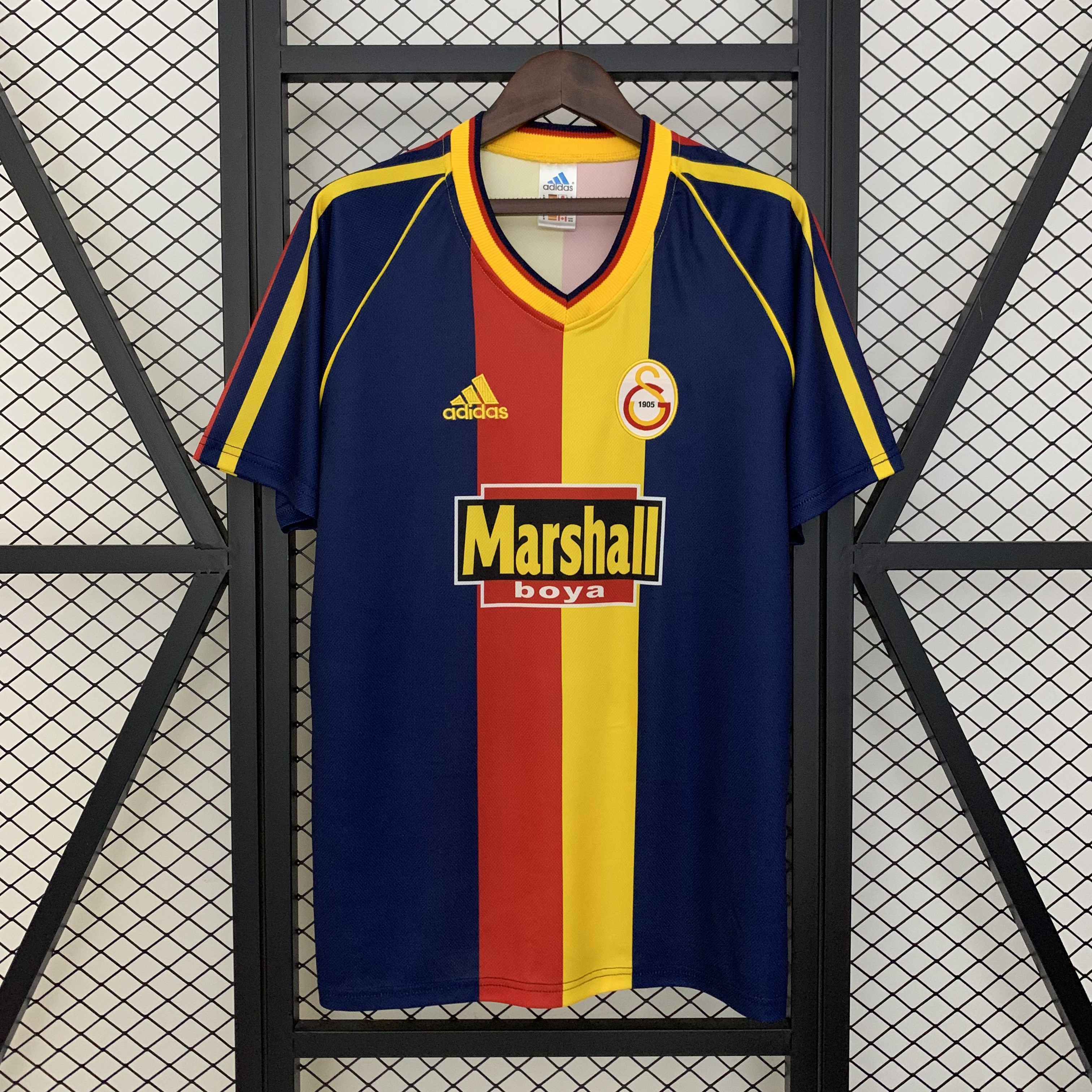 ef3211d10aa443267693418c6198d17a 1998/1999 Galatasaray Third Football Shirt 1:1 Thai Quality
