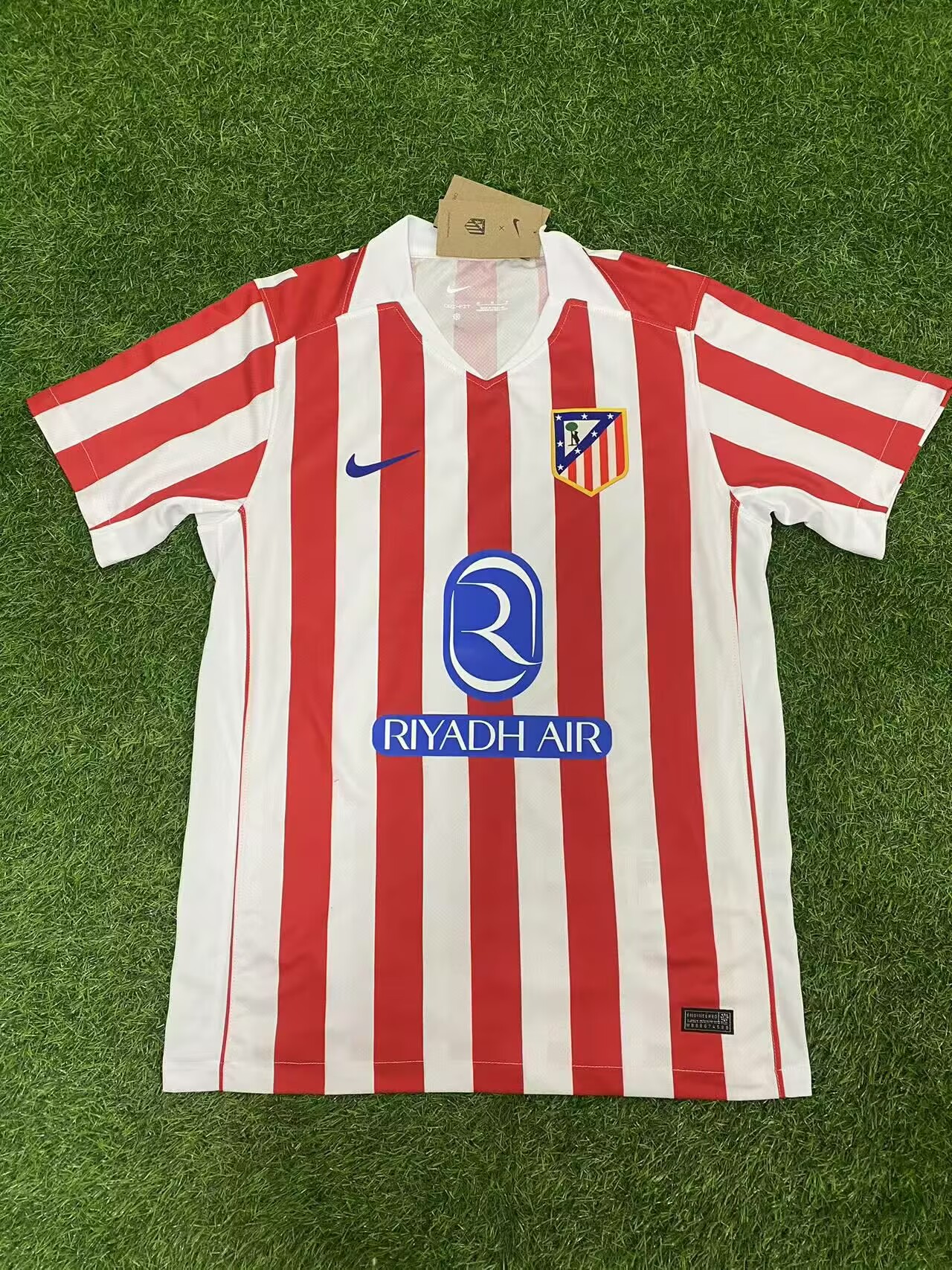 2025/2026 Atletico Madrid Home Football Shirt 1:1 Thai Quality