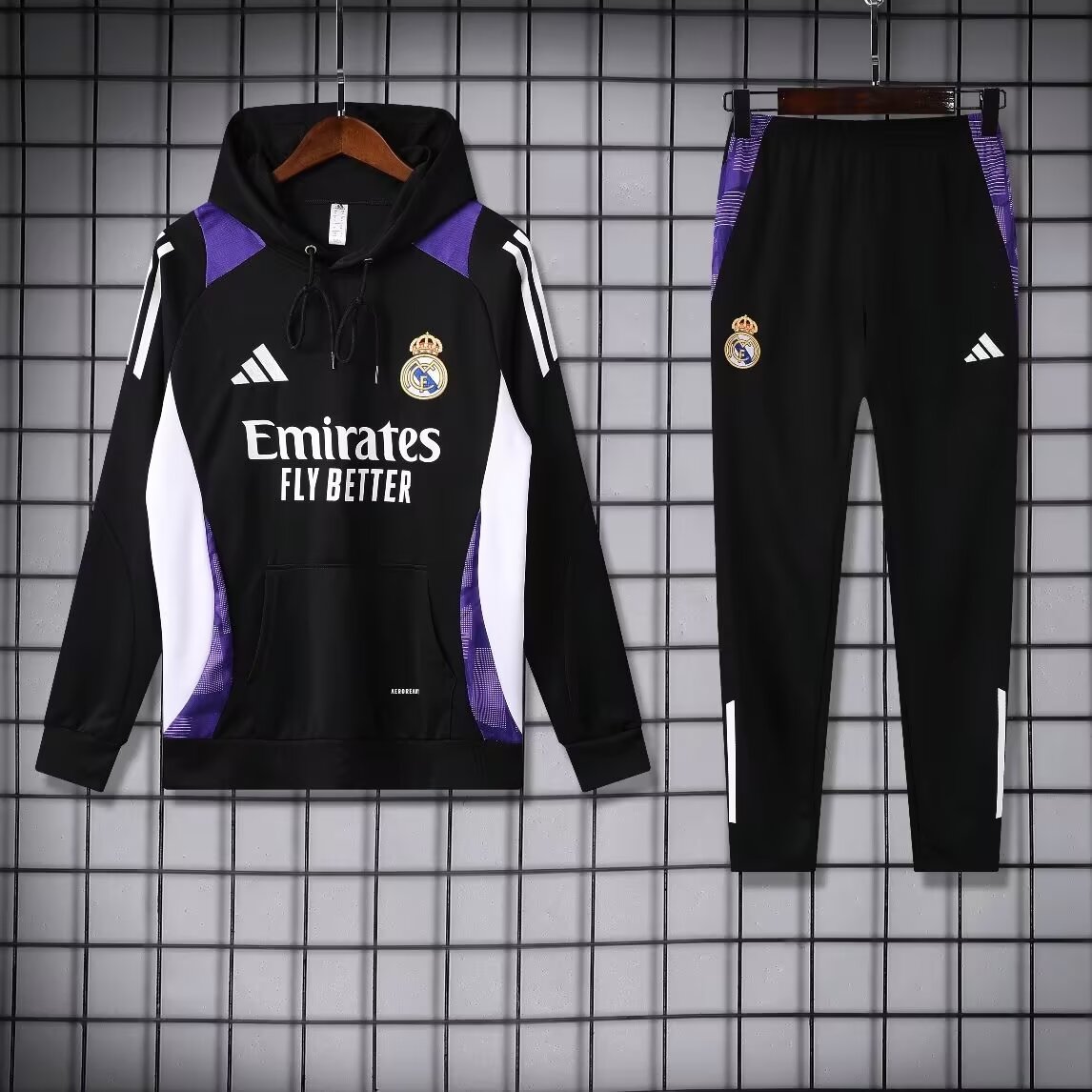 2024/2025 Real Madrid Hooded Long Sleeves Training Suit Black Football Shirt