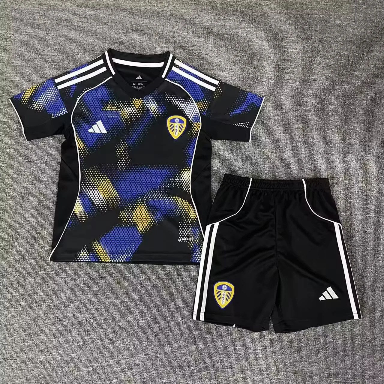 2025/2026 Leeds United Third Away Football Shirt Kids Size 1:1 Thai Quality