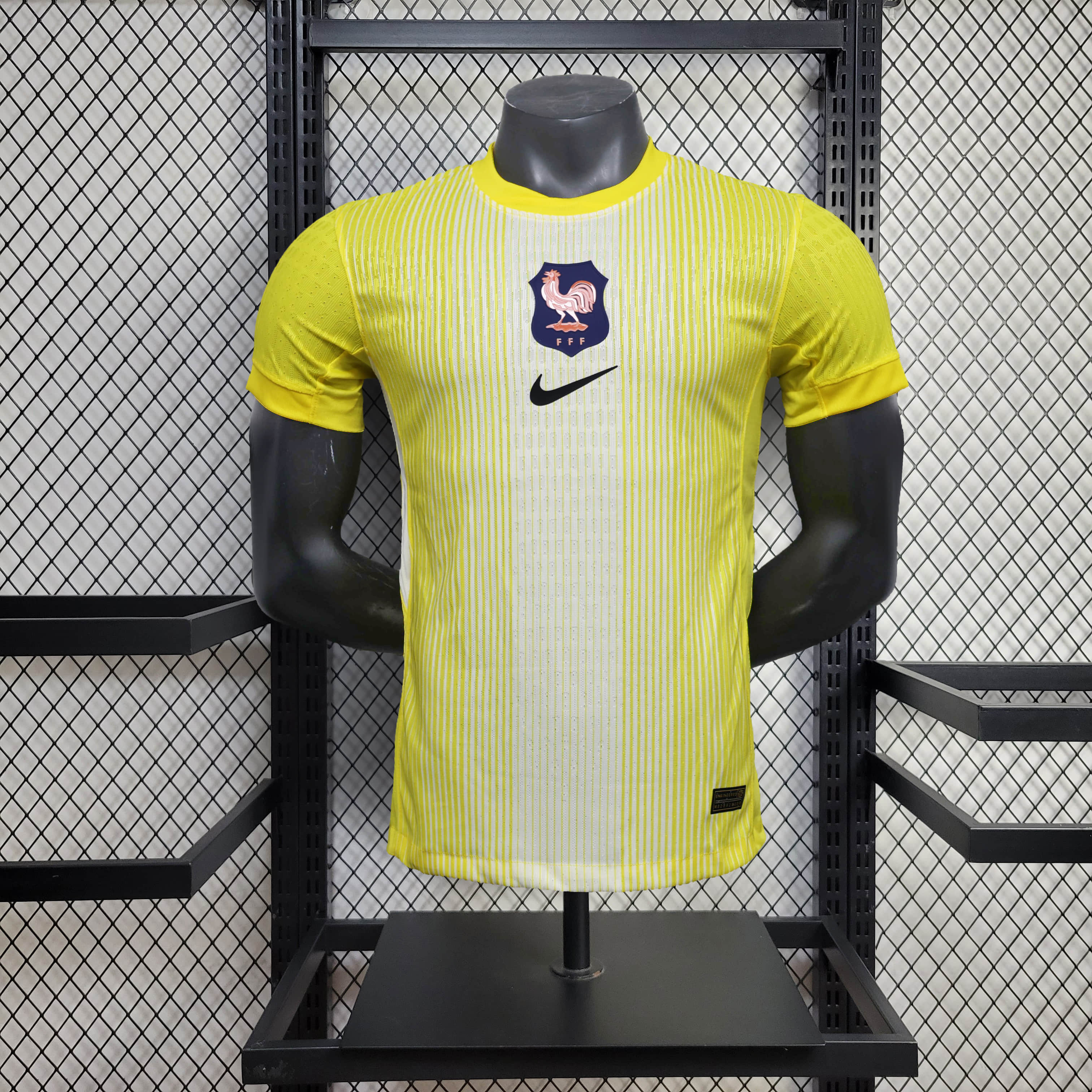 2025 Player Version France Goalkeeper Football Shirt 1:1 Thai Quality
