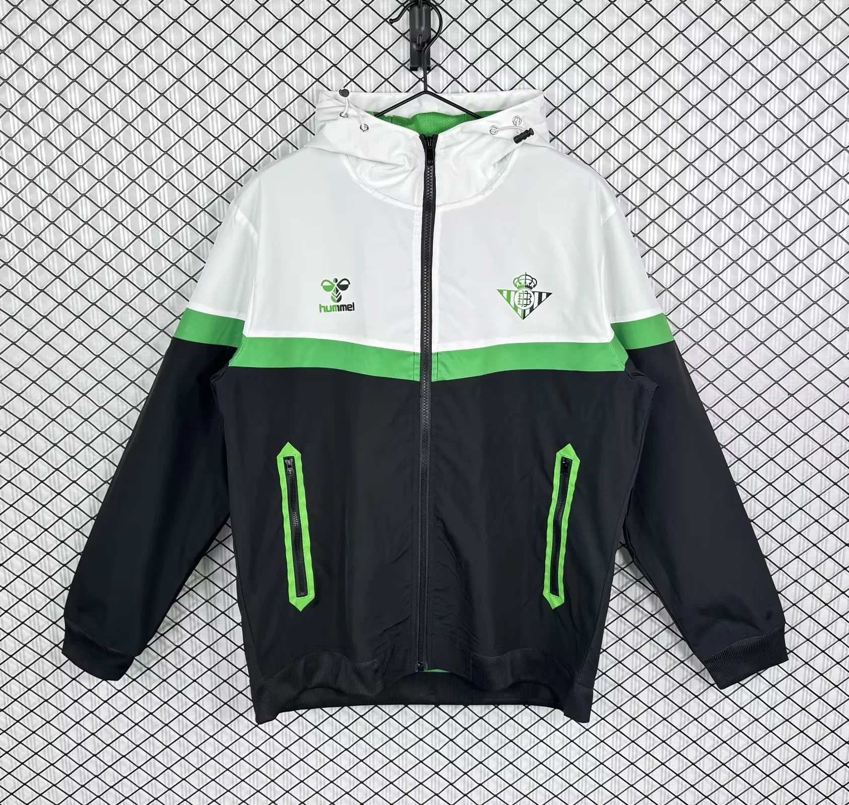 2025/2026 Retro Real Betis Windbreaker Football Shirt