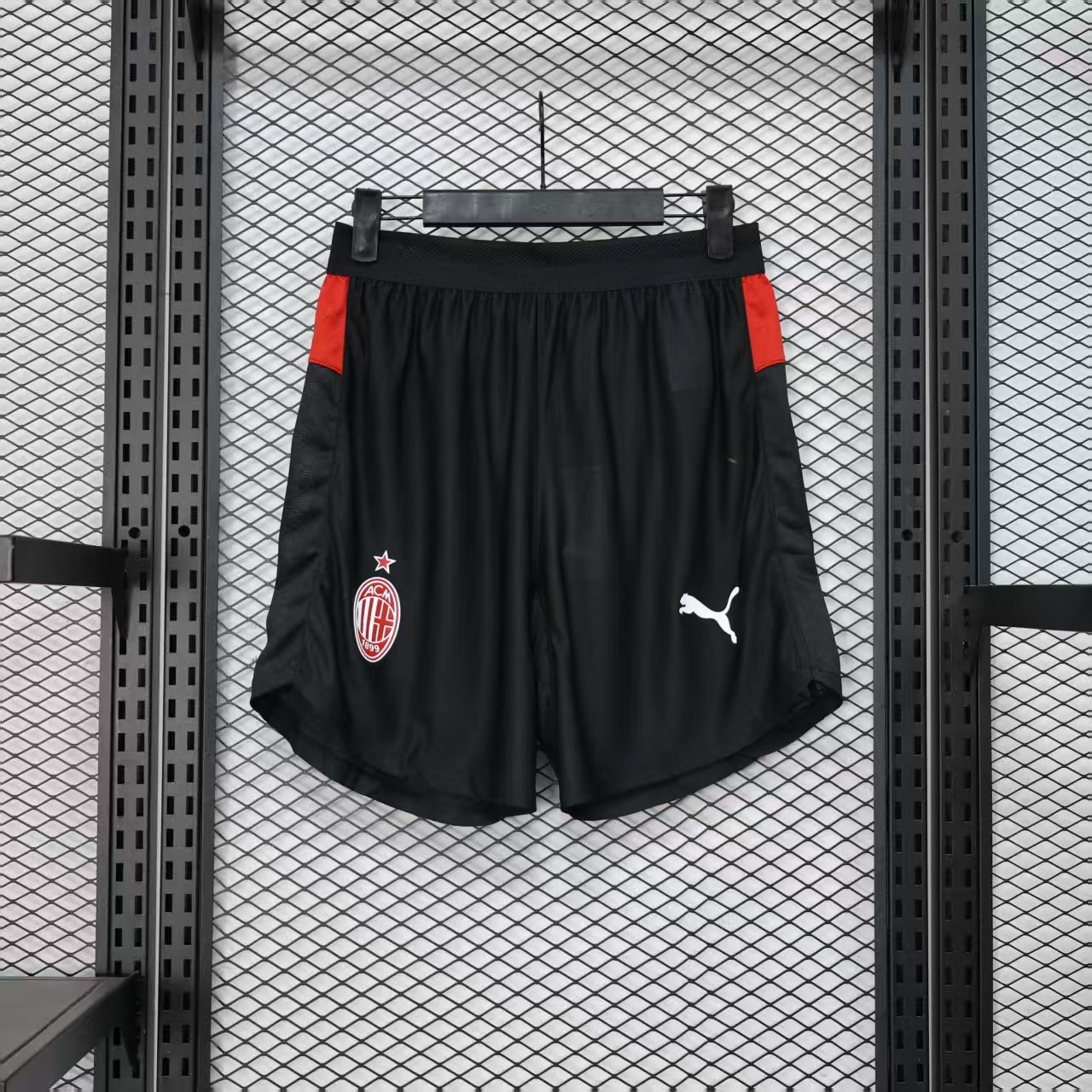 2025/2026 Player Version AC Milan Home Shorts 1:1 Thai Quality