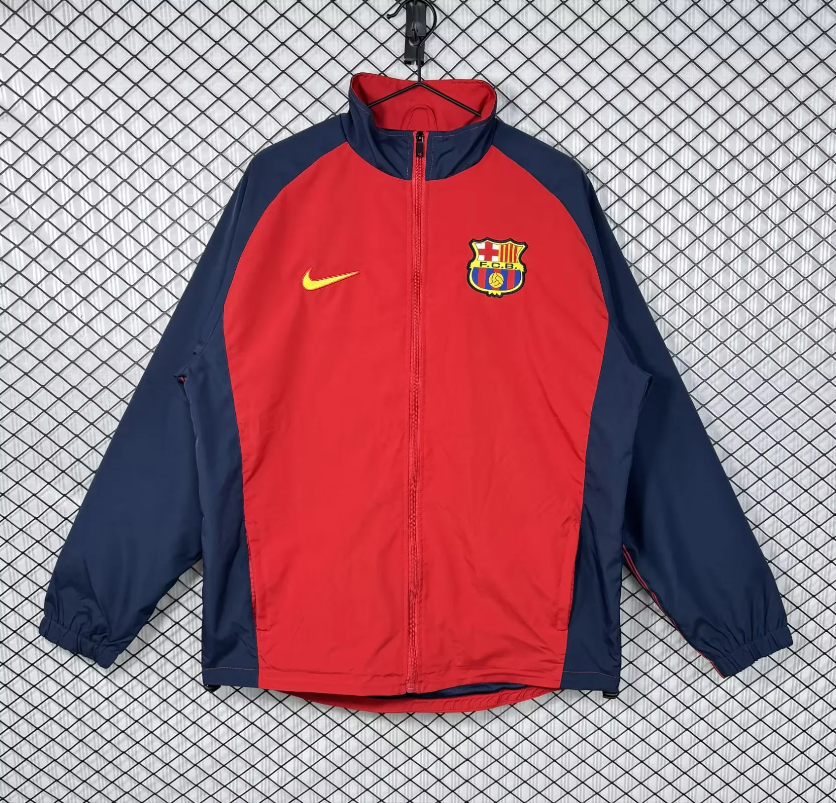 1998/2000 Retro Barcelona Windbreaker Football Shirt