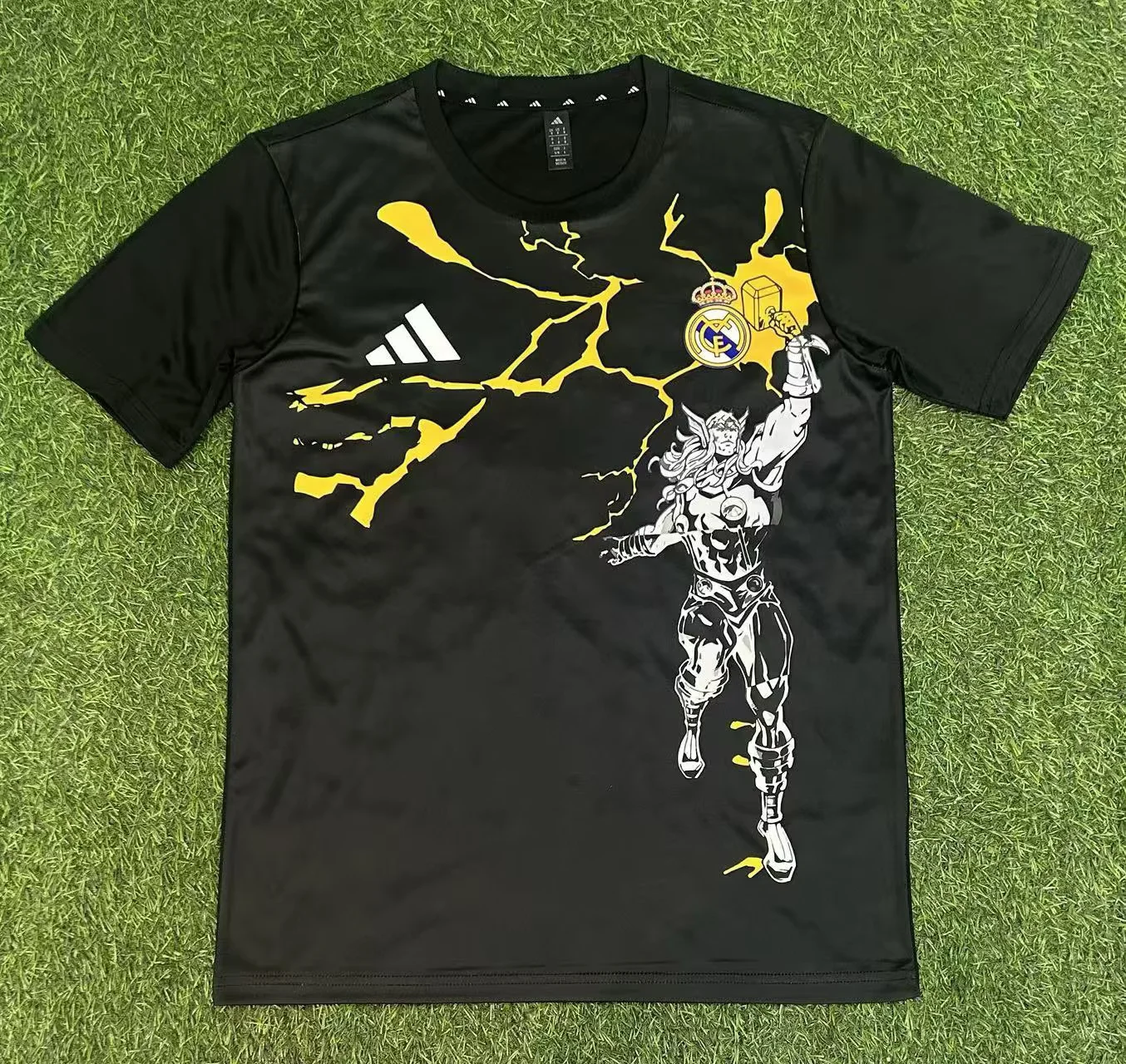 2025/2026 Real Madrid Collaboration Edition Football Shirt 1:1 Thai Quality