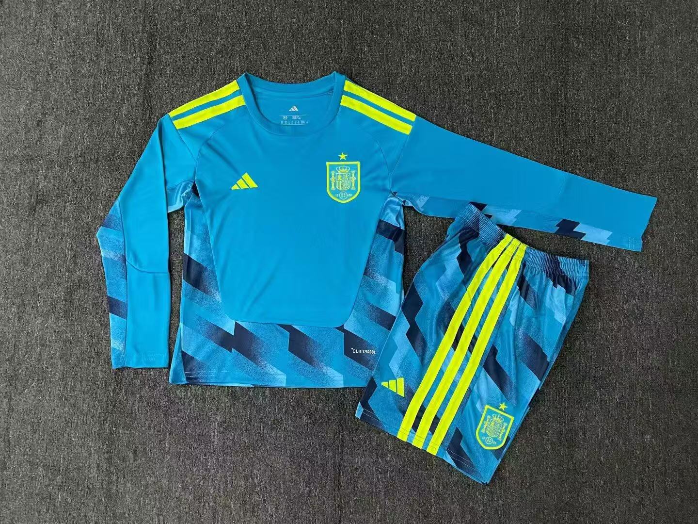 2026 Spain Goalkeepers Long sleeves Football Shirt Kids Size 1:1 Thai Quality